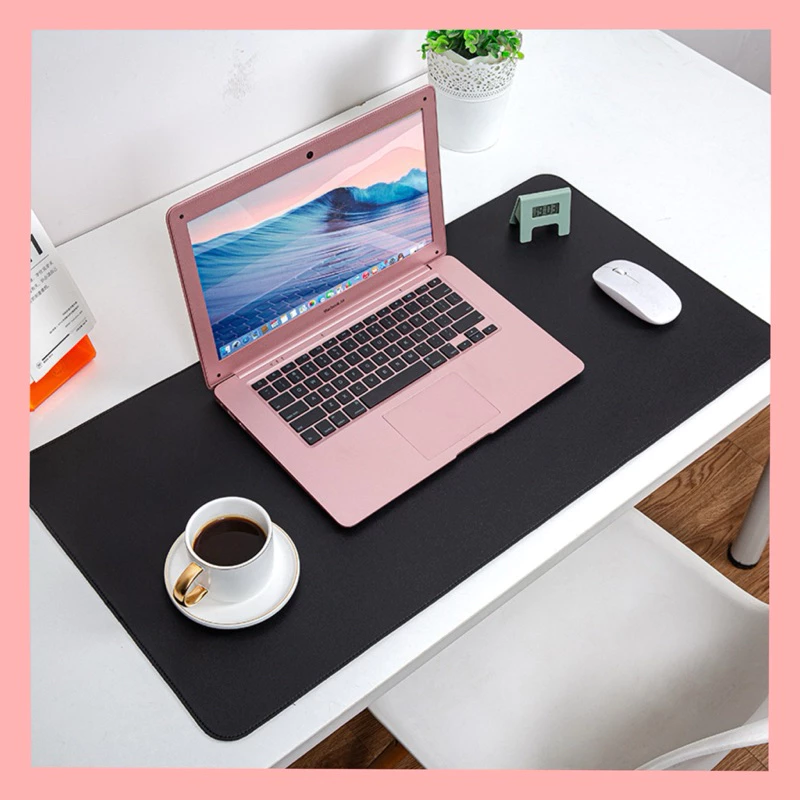 Mouse Pad แผ่นรองเมาส์สีพื้น/ สีดำ แผ่นรองเมาส์ขนาดใหญ่ หนัง PU มีหลายขนาด แผ่นรองกันน้ำ  21 * 25.5 CM.