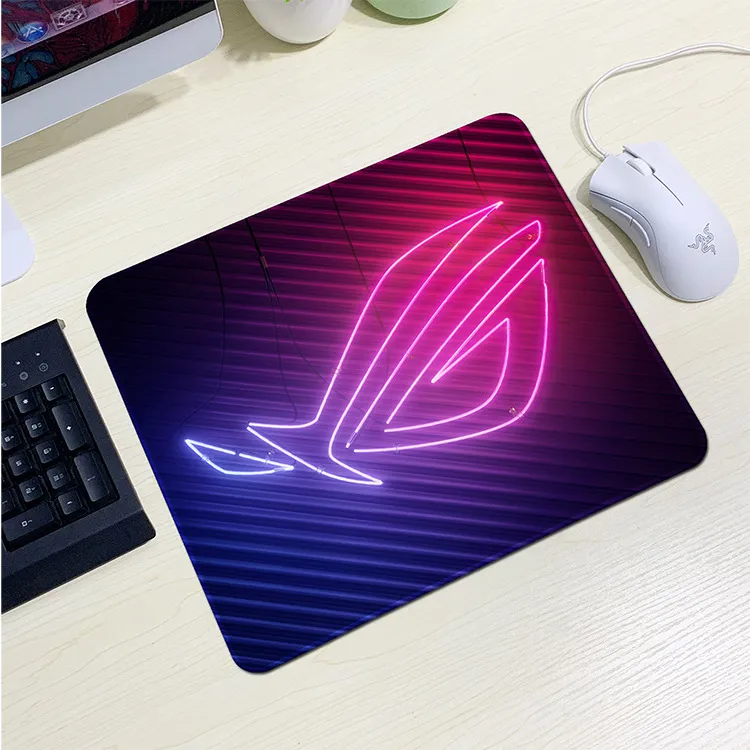 แผ่นรองเม้าส์ ขนาด 260*210*2 mm 🖱️⌨️ e-sports gaming mouse pad 🖱️⌨️ สีเรืองแสง